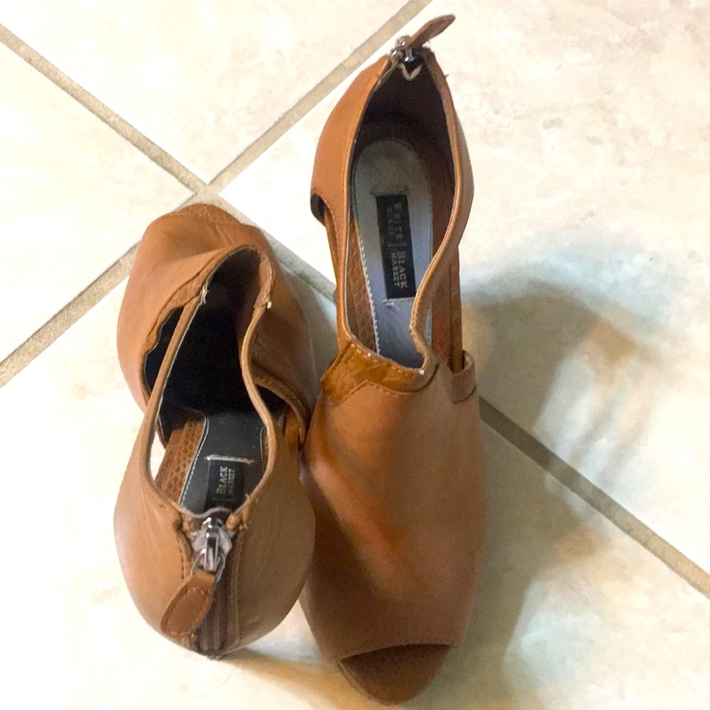 White House black market heels